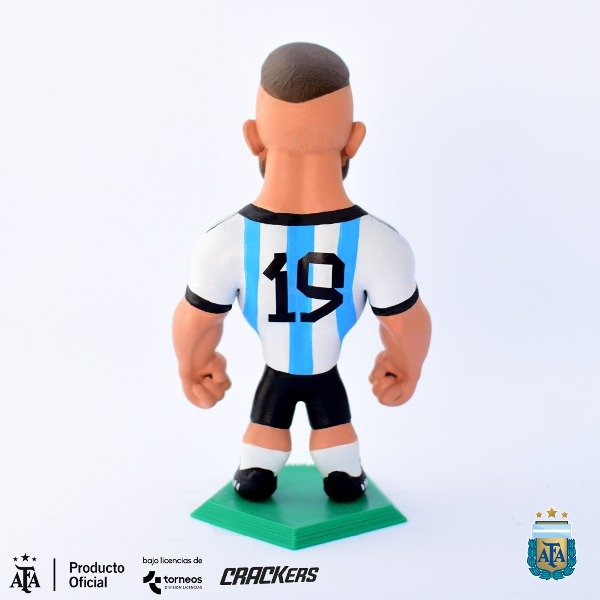 Figura 3D Coleccionable de Nicolás Otamendi