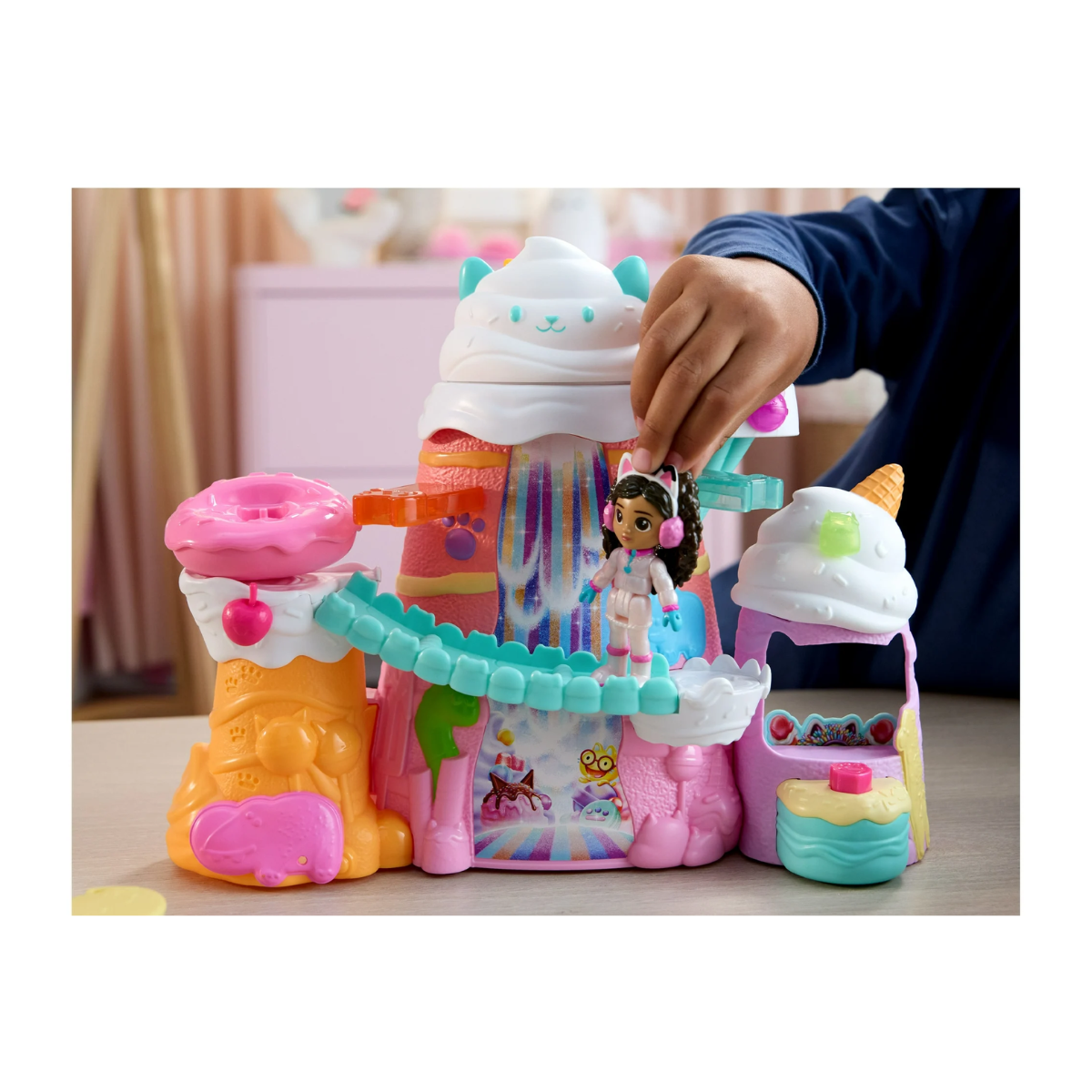 Gabby’s Dollhouse Sweet Treat Mountain Playset - 12 Piezas