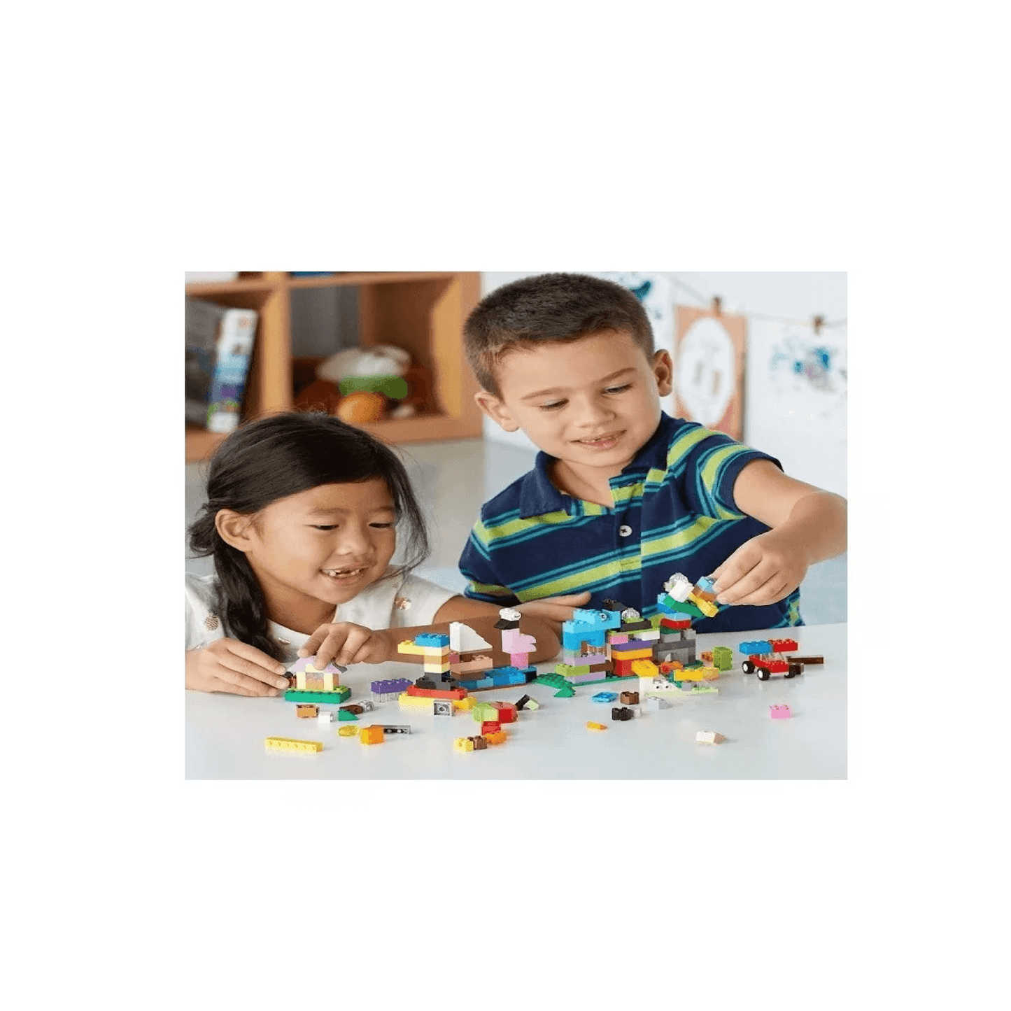 Lego Classic Creativa Suitcase