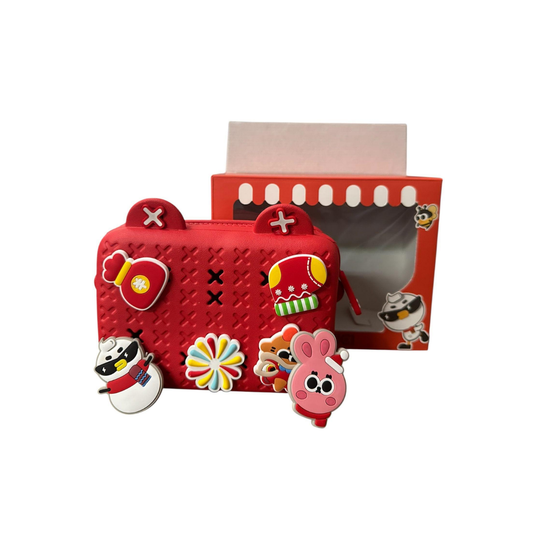 Bolso Bandolera de EVA con Pines Rojo