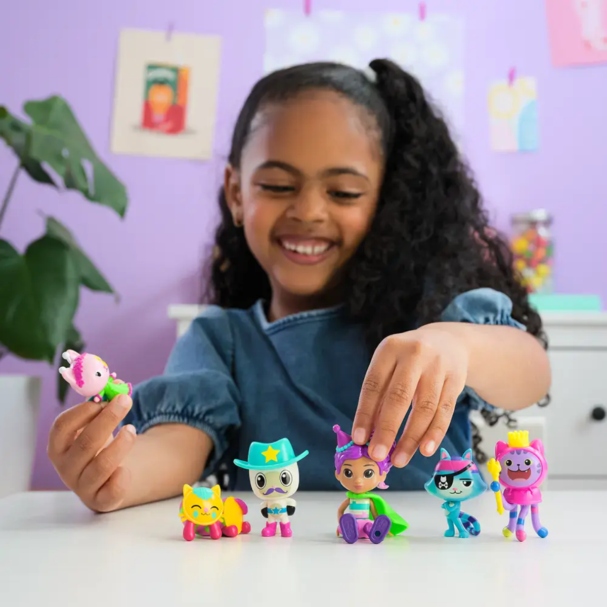 Gabby’s Dollhouse Deluxe Figure Set Celebration - 7 Figuras