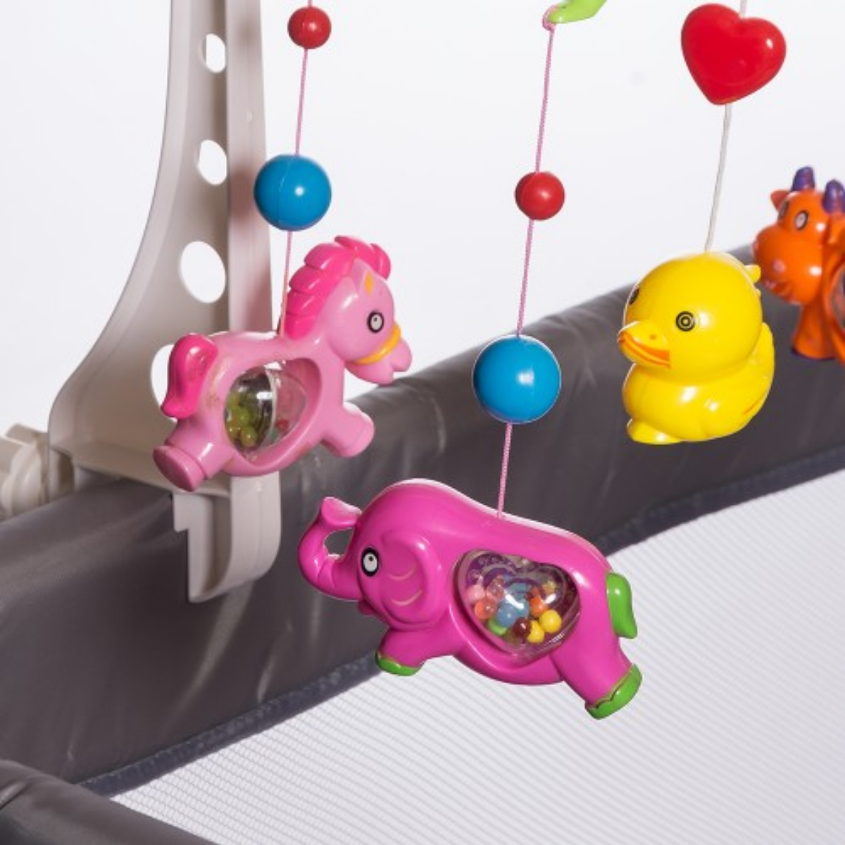 Móvil Cunero a Cuerda con Música y Sonidos de Caballos