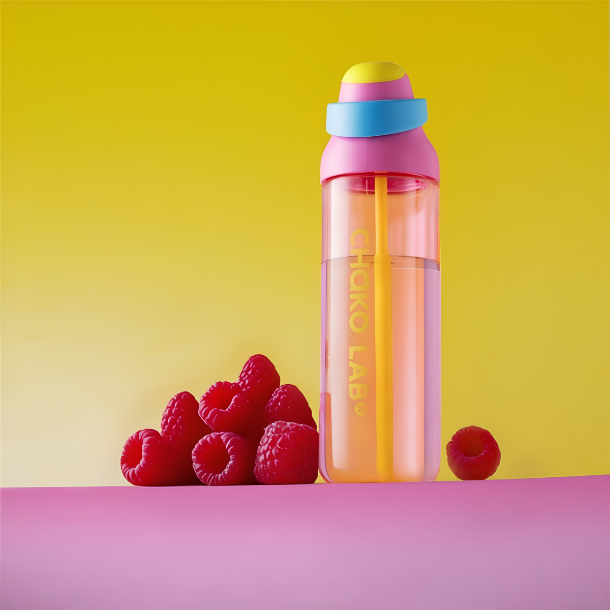 Botella Rosa y Rojo Kada Bottle Chako Lab 888 ml