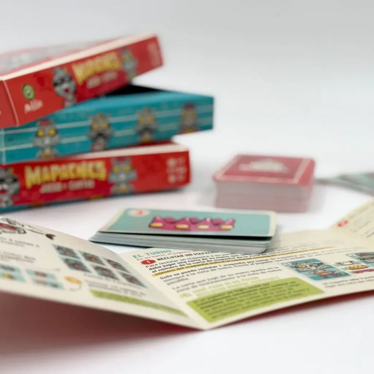 Juego de Mesa Mapaches – Estrategia y Recolección