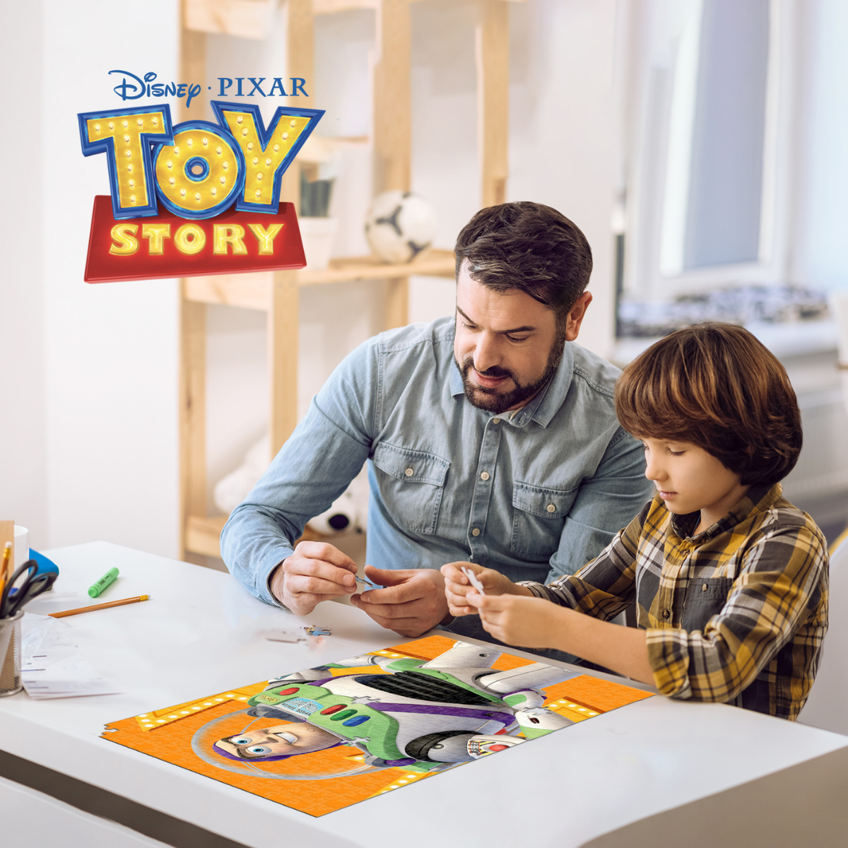 Rompecabezas Disney Toy Story Buzz 300 piezas